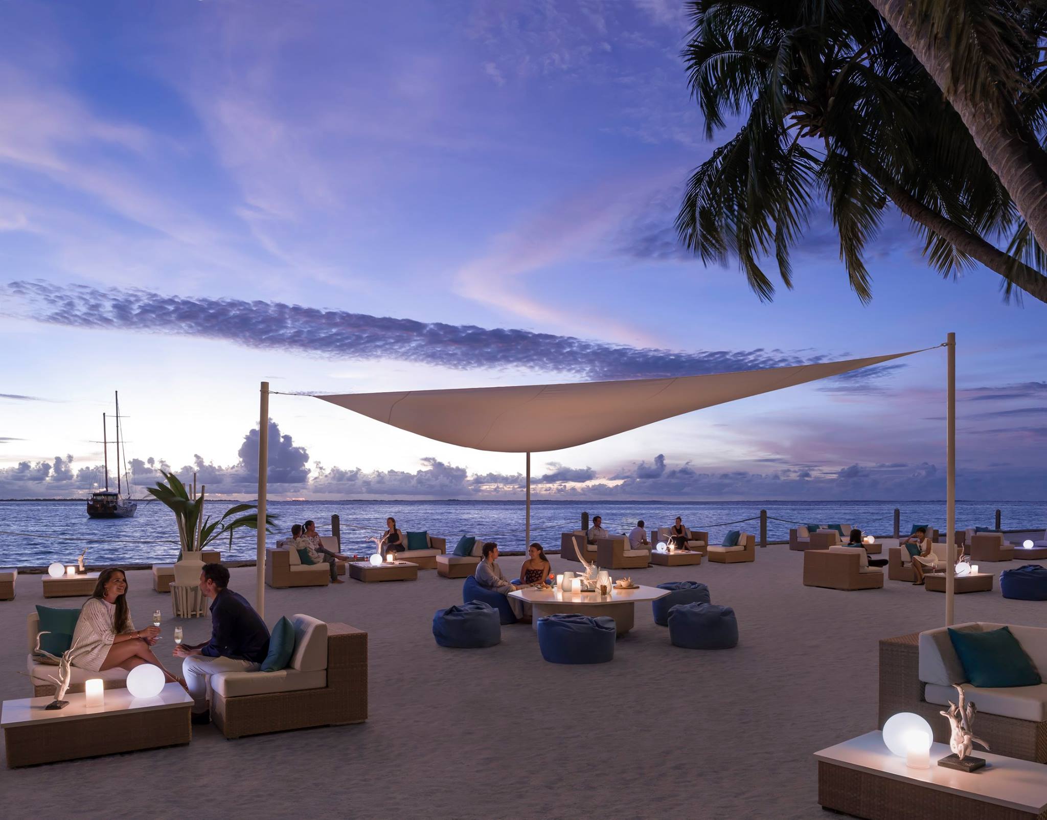 LagoonLounge,honeylounge m-lounge m酒廊,坐落在美丽的海岸