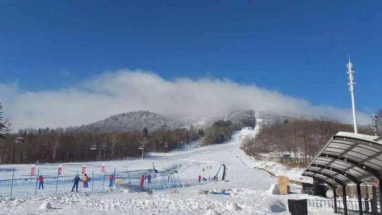 长白山滑雪场开放时间