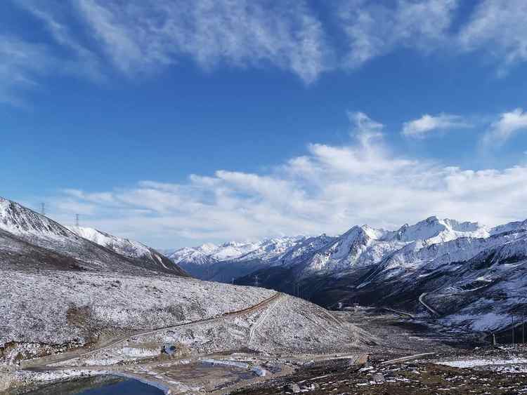 在折多塘看见的雪山叫什么山