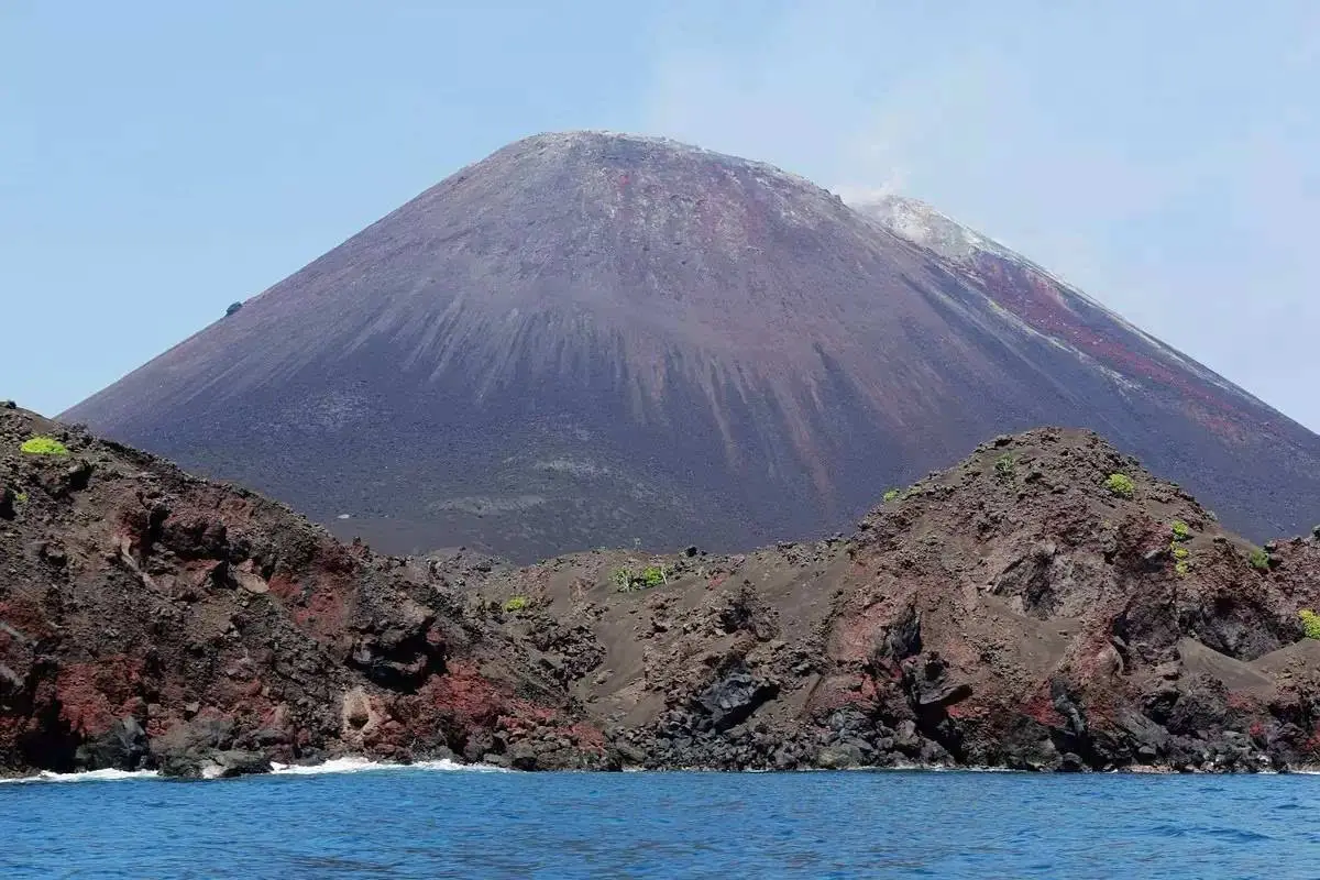 漳州火山岛印度水井图片