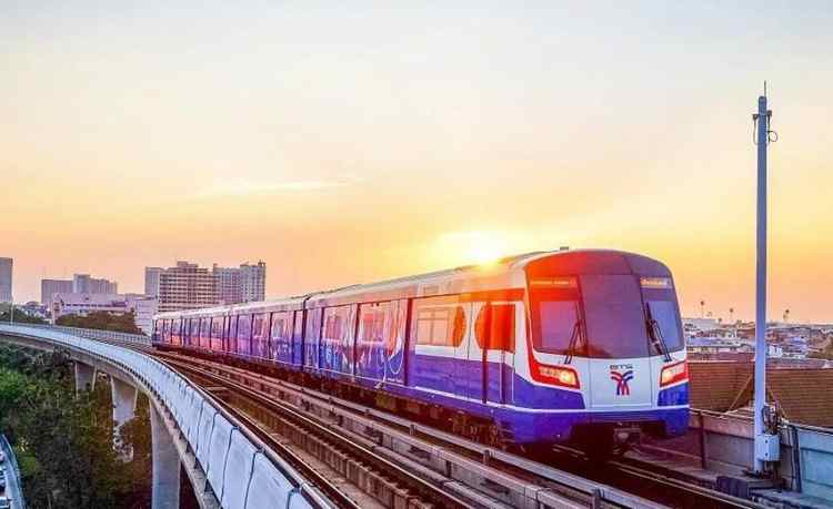 广州轻轨怎么买票